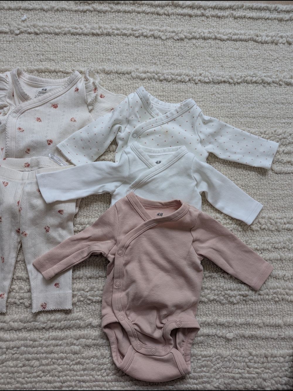 H&M Baby Girls' Pink/White Long-Sleeve One-Piece Bodysuit Set